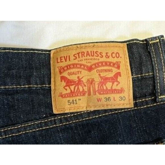 Men's Levi's 541 Athletic Taper Stretch Dark Wash Blue Jeans W30 L30 - Picture 7 of 7